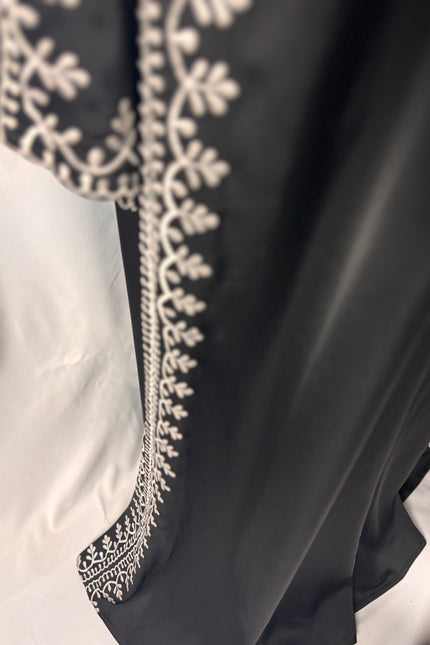 Midnight Vine Embroidered Abaya