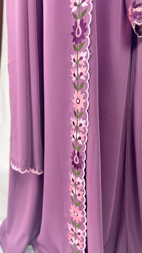 Blossom Edge Abaya