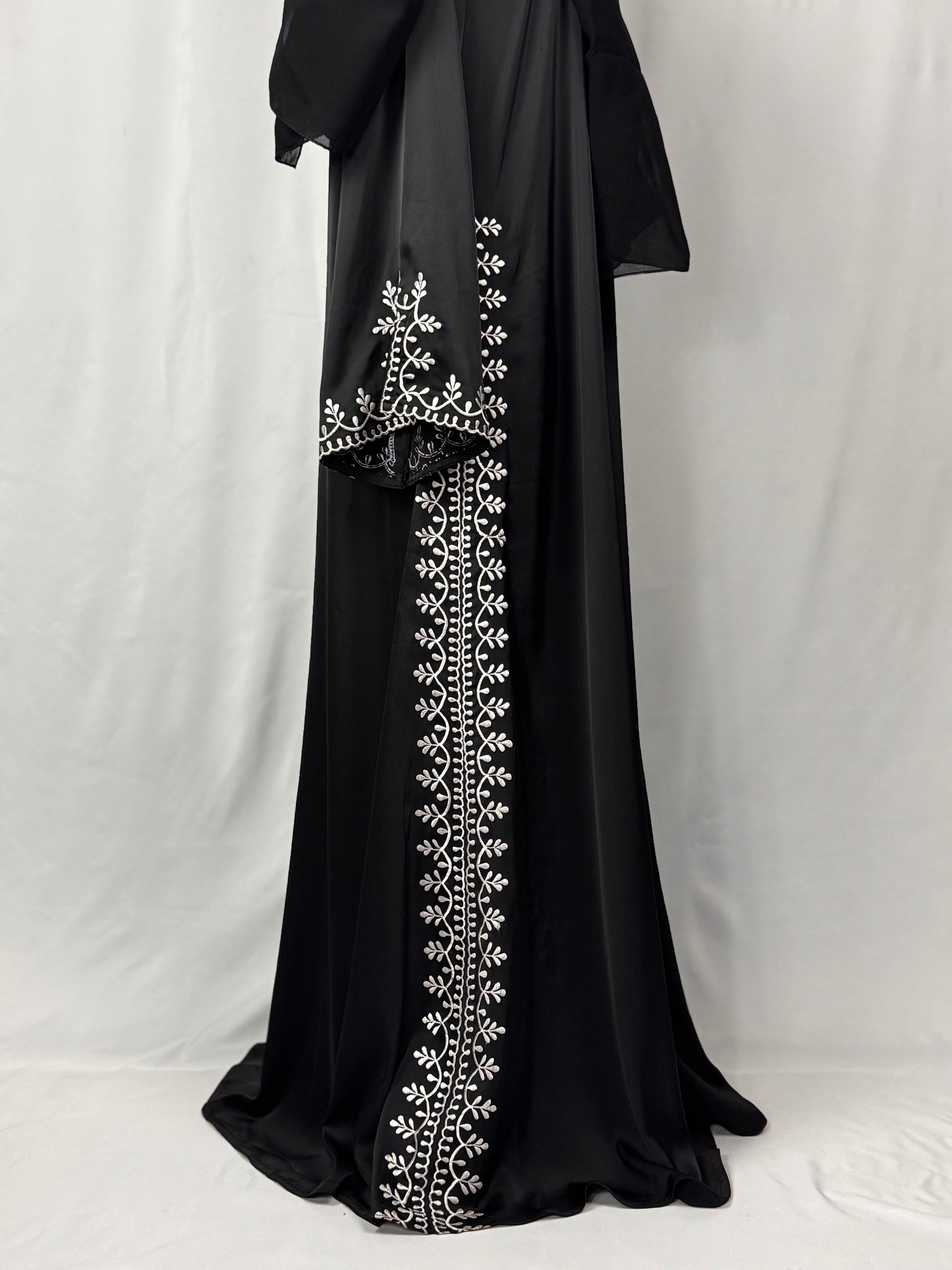 Midnight Vine Embroidered Abaya